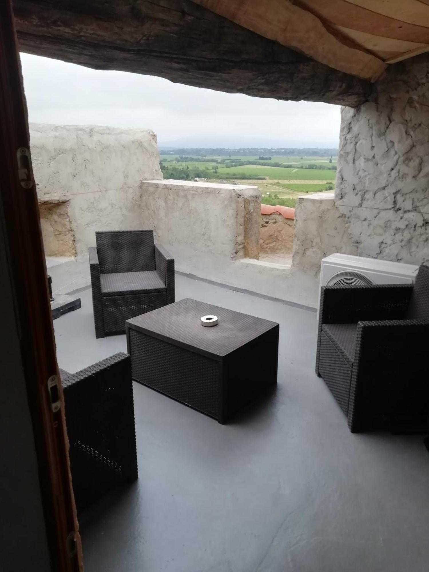 Ancienne Caserne Du Chateau Azille Dış mekan fotoğraf
